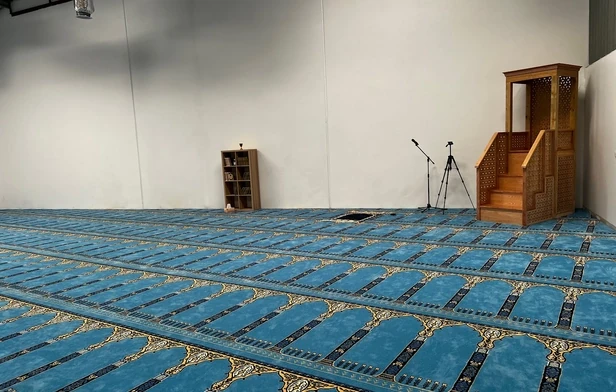 Woo wall to wall mosque Carpet